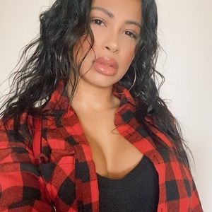 Meet your Posher, Blanca